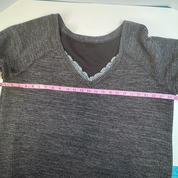 Cozy Gray Ribbed Knit Sweater with Lace Trim - Picture 6 of 8